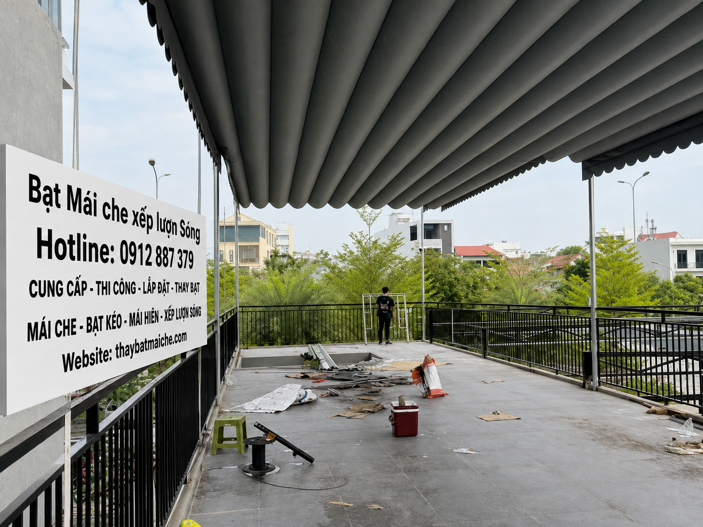 Thi Công Bạt Kéo Mái Xếp Lượn Sóng